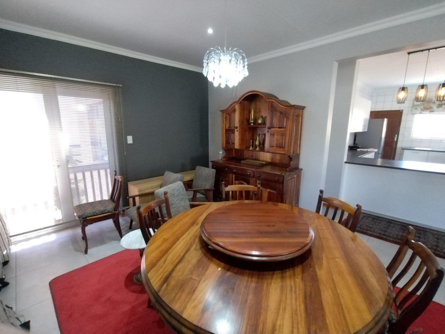 3 Bedroom Property for Sale in Wavecrest Eastern Cape